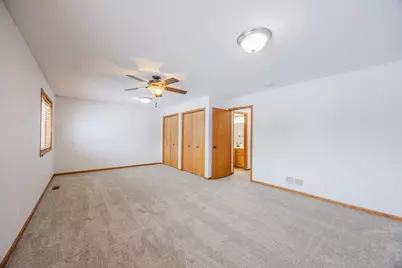 10751 Knollwood Lane, Woodbury, MN 55129 - Photo 17