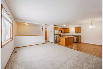 10751 Knollwood Lane, Woodbury, MN 55129 - Photo 3