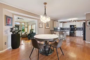 6081 N Ridge Dr, Savage, MN 55378 - Photo 5