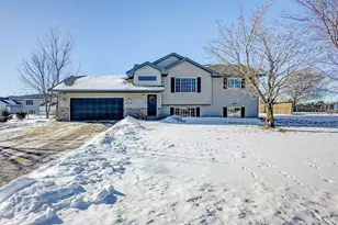 37728 Hawthorne Ave, North Branch, MN 55056 - Photo 1