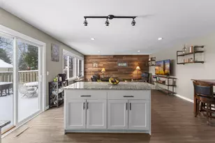 935 Monterey Ct N, Shoreview, MN 55126 - Photo 15