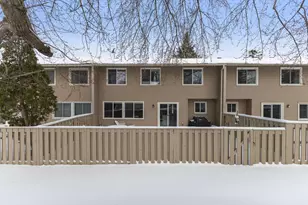 935 Monterey Ct N, Shoreview, MN 55126 - Photo 33