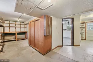 3062 Woodlark Ln, Eagan, MN 55121 - Photo 23