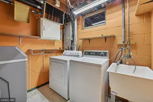 3062 Woodlark Ln, Eagan, MN 55121 - Photo 25