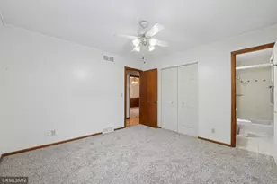 3062 Woodlark Ln, Eagan, MN 55121 - Photo 9