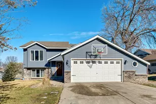 507 Liberty Ln, New Prague, MN 56071 - Photo 1
