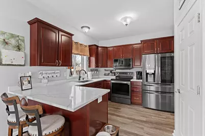 502 Maplebrook Drive NE, Stewartville, MN 55976 - Photo 7