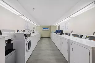 78 10th St E, Saint Paul, MN 55101 - Photo 21