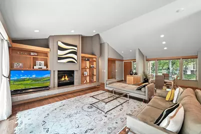 16515 Hilltop Terrace, Minnetonka, MN 55345 - Photo 7