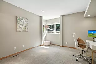 16515 Hilltop Terrace, Minnetonka, MN 55345 - Photo 35