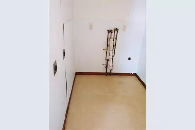 905 E 5th Street, Blue Earth, MN 56013 - Photo 17