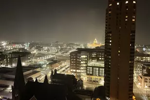 66 9th St E, Saint Paul, MN 55101 - Photo 39