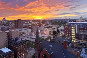 66 9th St E, Saint Paul, MN 55101 - Photo 39