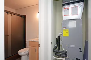 66 9th St E, Saint Paul, MN 55101 - Photo 25