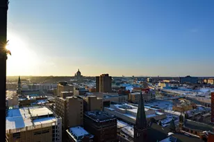 66 9th St E, Saint Paul, MN 55101 - Photo 31