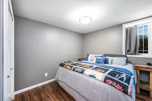 219 E 9th St, Blue Earth, MN 56013 - Photo 31