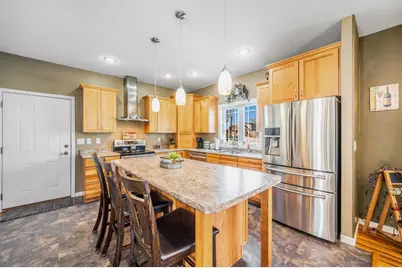 219 E 9th Street, Blue Earth, MN 56013 - Photo 9