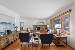 4804 Trillium Ln, Edina, MN 55435 - Photo 5