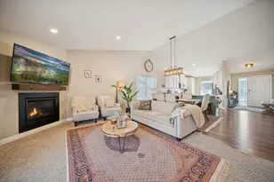 7737 205th St W, Lakeville, MN 55044 - Photo 5