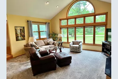 14158 185th Avenue NE, Thief River Falls, MN 56701 - Photo 9