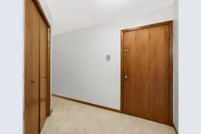 4185 Hilltop Point, Eagan, MN 55123 - Photo 5