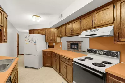 4185 Hilltop Point, Eagan, MN 55123 - Photo 13