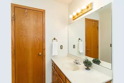 2401 30th Avenue NW, Rochester, MN 55901 - Photo 15