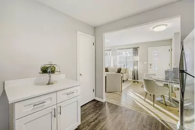 1304 Independence Avenue S, Saint Louis Park, MN 55426 - Photo 15