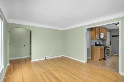 3700 Welcome Avenue N, Crystal, MN 55422 - Photo 7