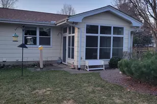 41 Jefferson Dr, Northfield, MN 55057 - Photo 3