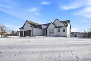 534 175th Ave NE, Andover, MN 55304 - Photo 3