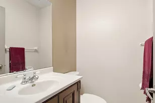 2103 Marquis Rd, Golden Valley, MN 55427 - Photo 17
