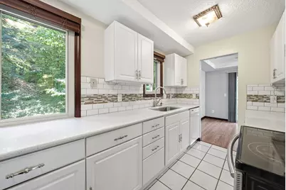 2103 Marquis Road, Golden Valley, MN 55427 - Photo 15