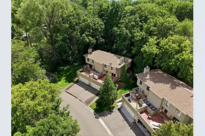 2103 Marquis Road, Golden Valley, MN 55427 - Photo 35