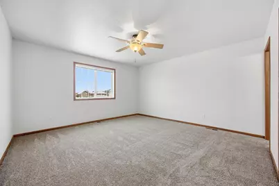 6204 56th Avenue S, Fargo, ND 58104 - Photo 11