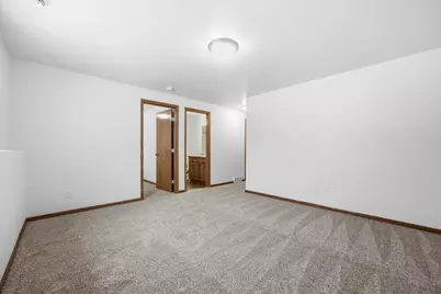 6204 56th Avenue S, Fargo, ND 58104 - Photo 19