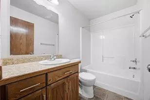 6204 56th Ave S, Fargo, ND 58104 - Photo 17