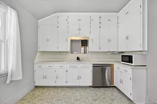 827 Lafond Ave, Saint Paul, MN 55104 - Photo 19