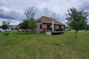 4945 382nd Dr, North Branch, MN 55056 - Photo 37