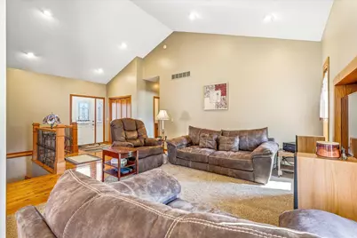 4945 382nd Drive, North Branch, MN 55056 - Photo 9