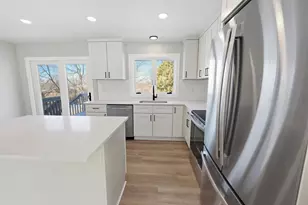 13952 Rice Lake Cir, Maple Grove, MN 55369 - Photo 5