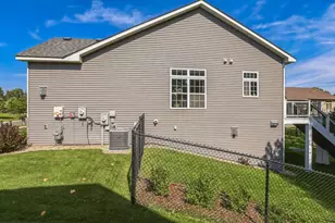 6509 Tessman Ln N, Brooklyn Park, MN 55445 - Photo 3