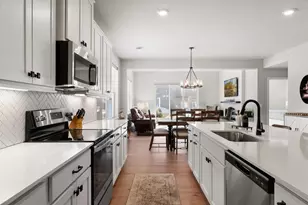 6575 Jocelyn Ave S, Cottage Grove, MN 55016 - Photo 11