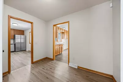 5108 Beacon Hill Road, Minnetonka, MN 55345 - Photo 11