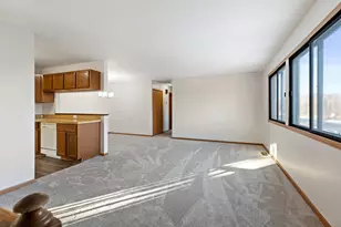 5998 Fernwood St, Shoreview, MN 55126 - Photo 7