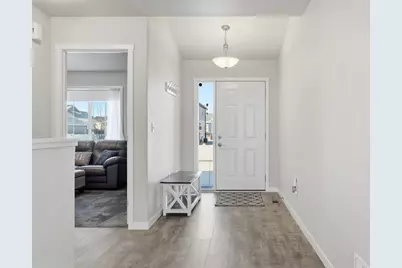 3724 49th Street S, Fargo, ND 58104 - Photo 5