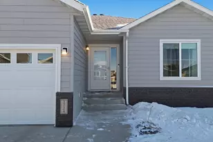 3724 49th St S, Fargo, ND 58104 - Photo 3