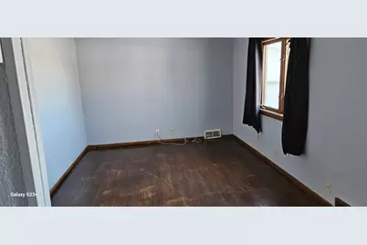 384 5th Street SW, Wells, MN 56097 - Photo 15