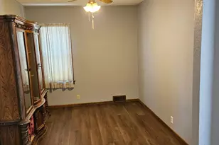 384 5th St SW, Wells, MN 56097 - Photo 7