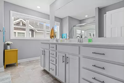 7538 38th Street N, Oakdale, MN 55128 - Photo 17